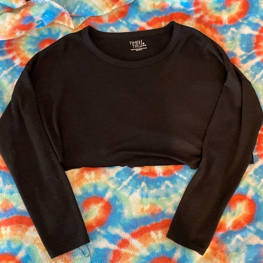 Cropped Shirt - Picture 1 of 2